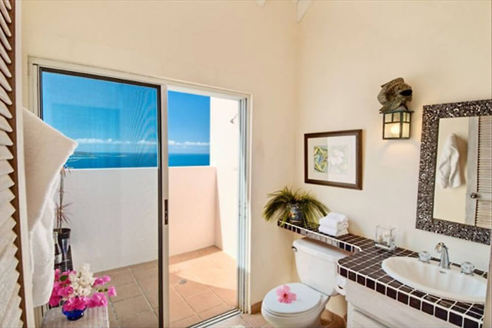 Captain's House Villa Bathroom