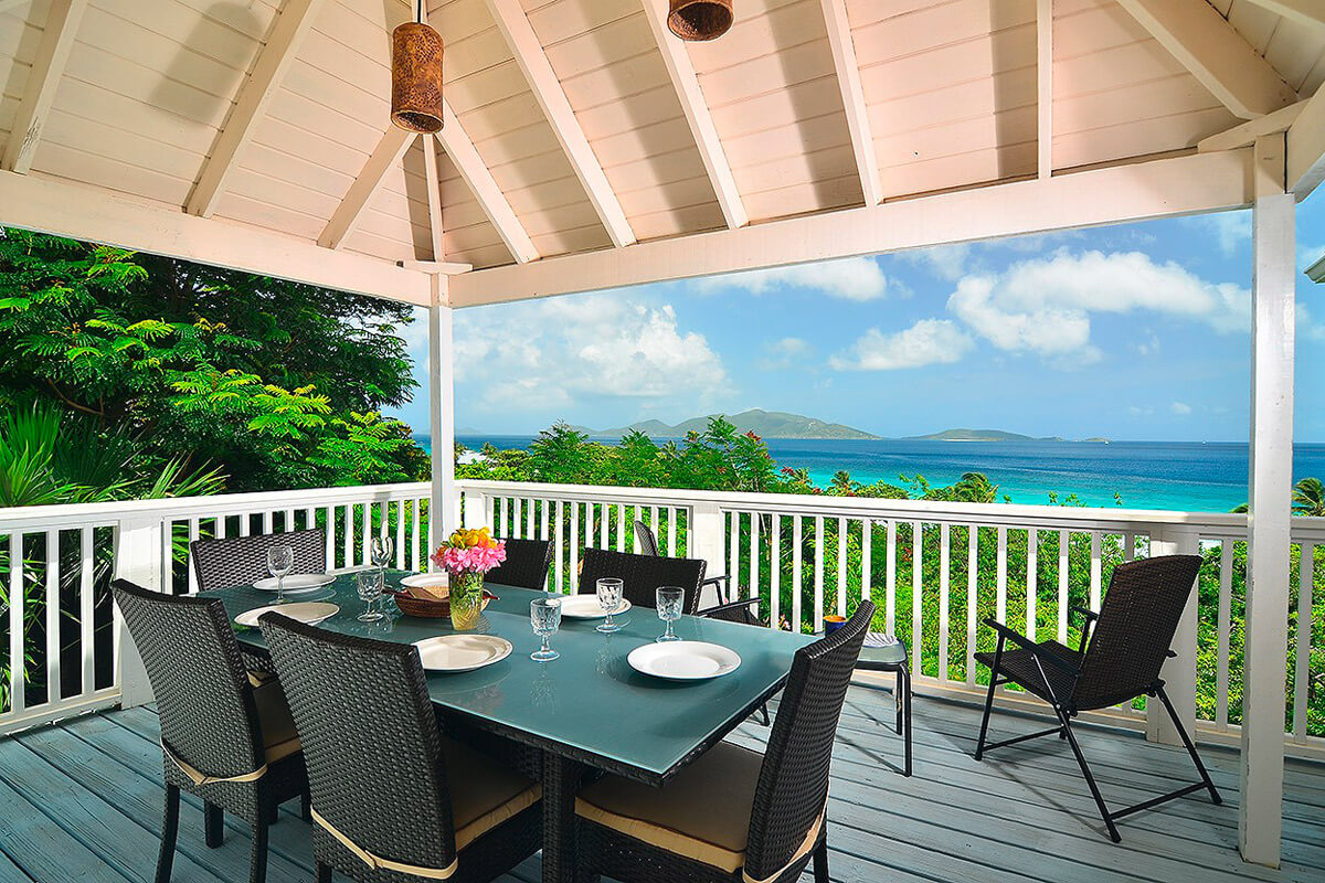 Seabreeze Villa Alfresco Dining