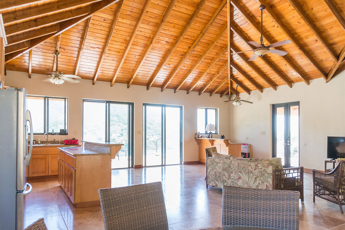 Almost Heaven Villa Great Room
