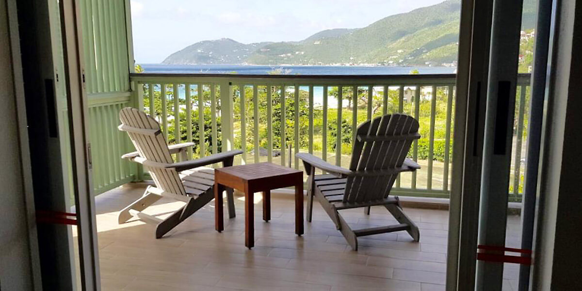 Ariba Villa Porch