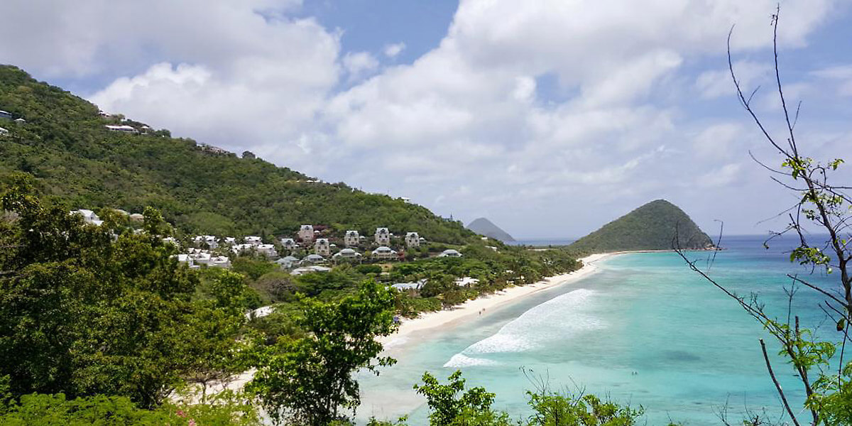 Ariba Villa Beach