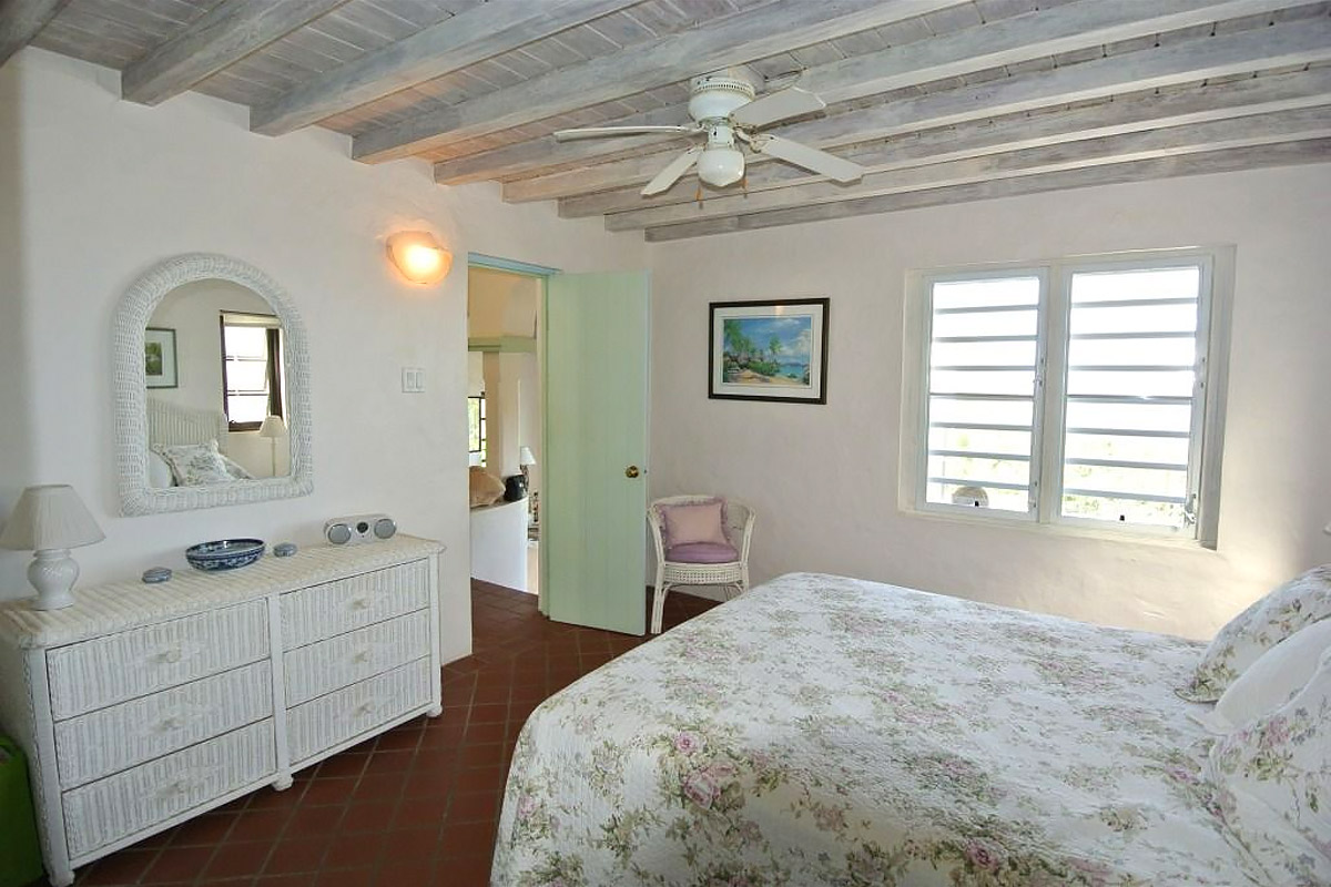 Palm Grove Villa Master Bedroom