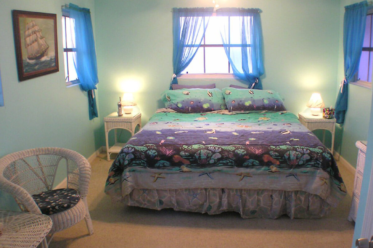 South Sound Villa Bedroom