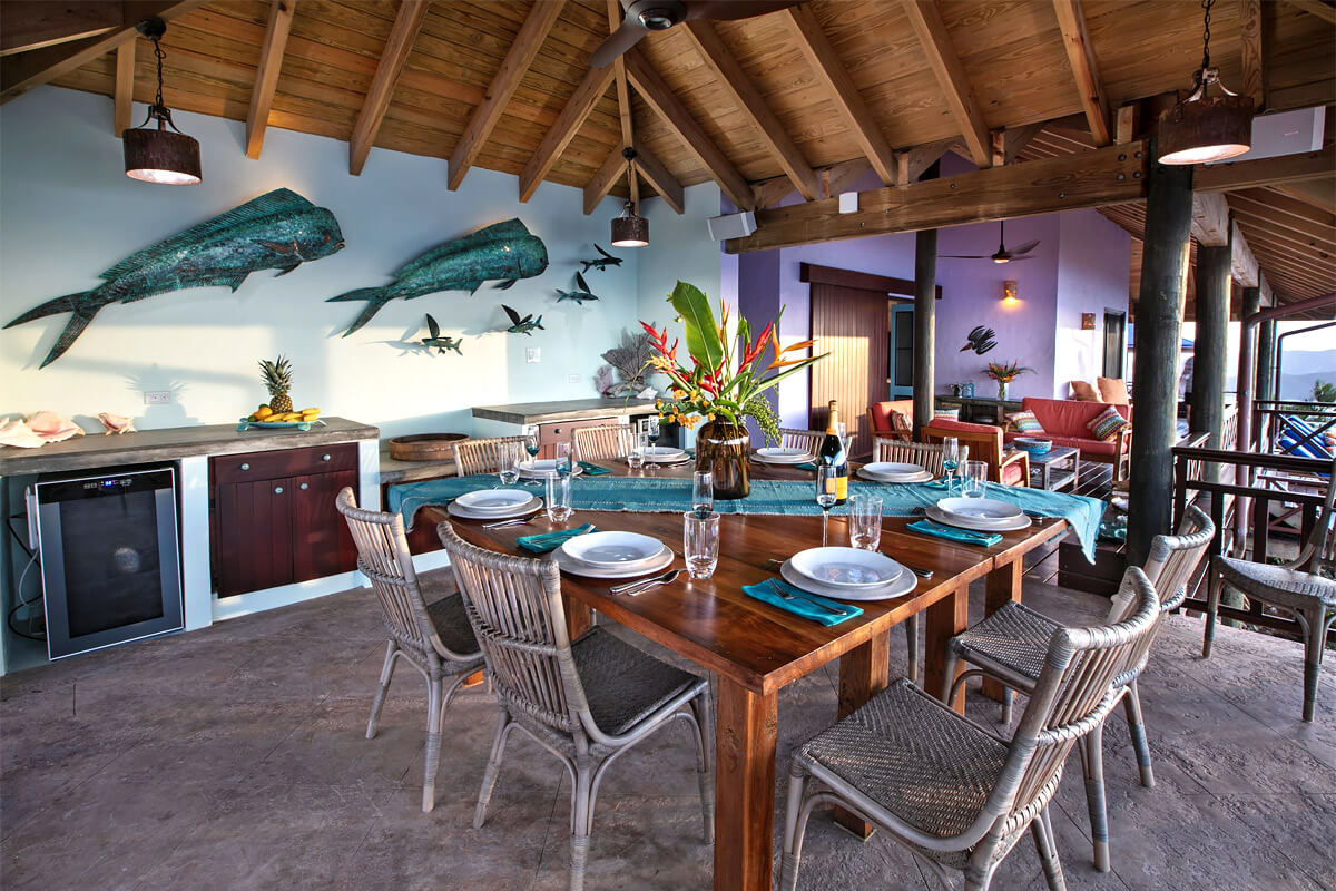 Tingalayo Villa Alfresco Dining