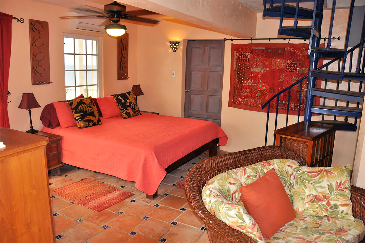 Casa Luna Villa Downstairs Bedroom